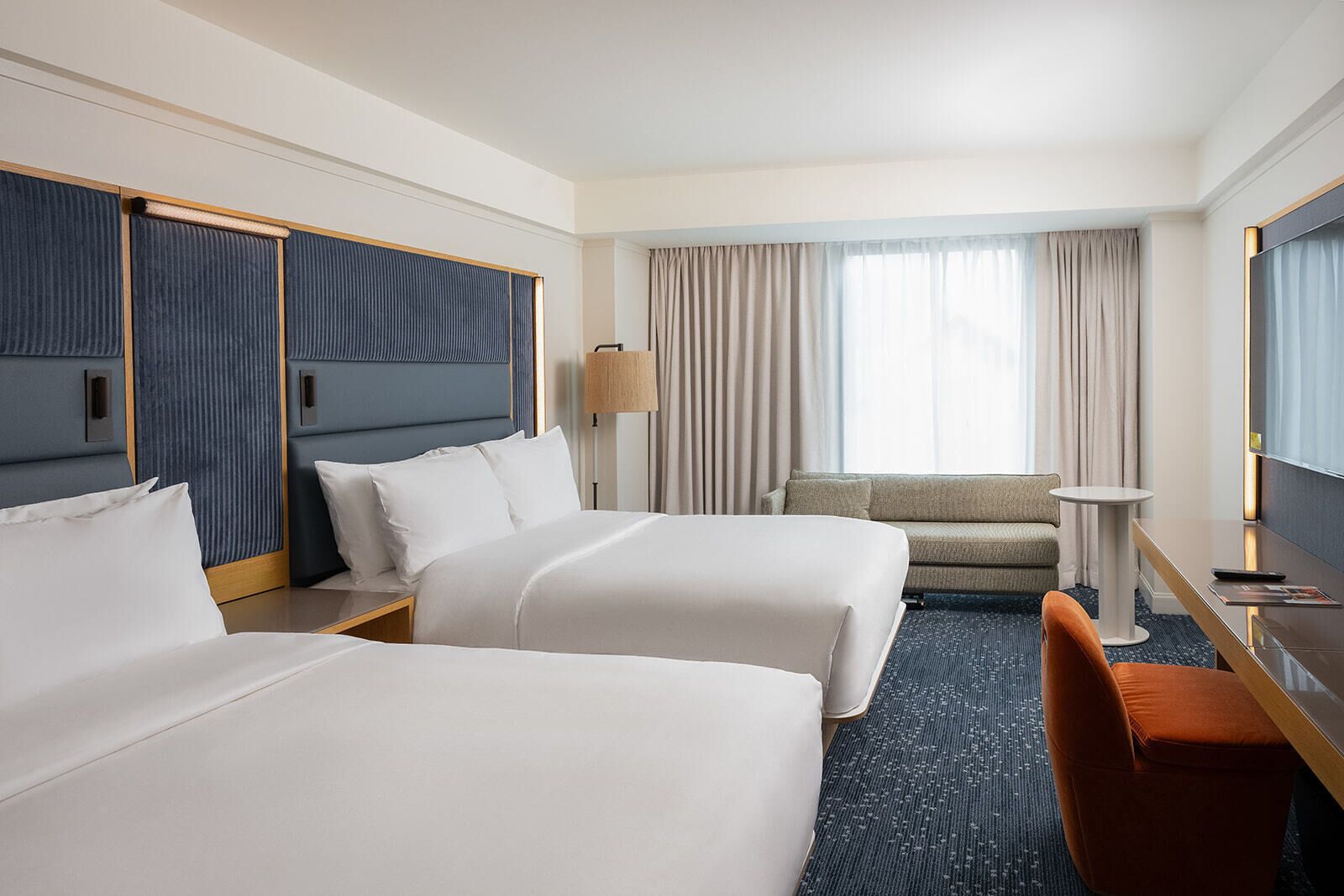 Caja de seguridad en la habitación y cortinas blackout 