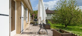 La Maison et son jardin sur le Canal de Bourgogne