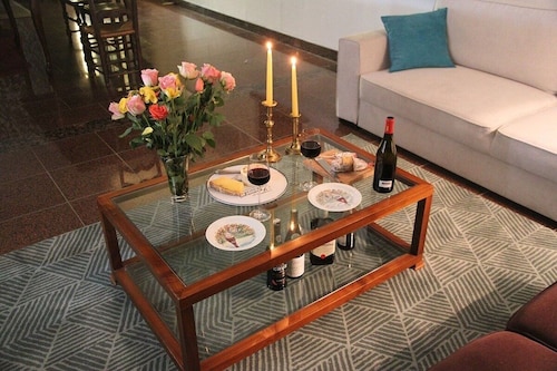 La Maison et son jardin sur le Canal de Bourgogne