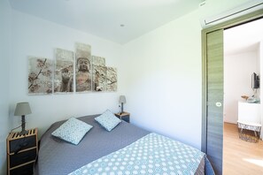 1 bedroom, iron/ironing board, free WiFi