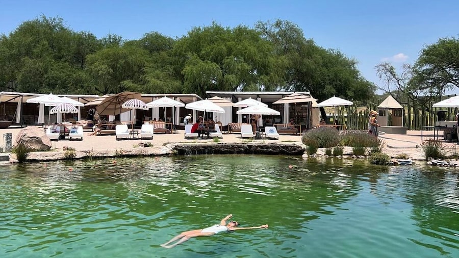 Campera Hotel Burbuja