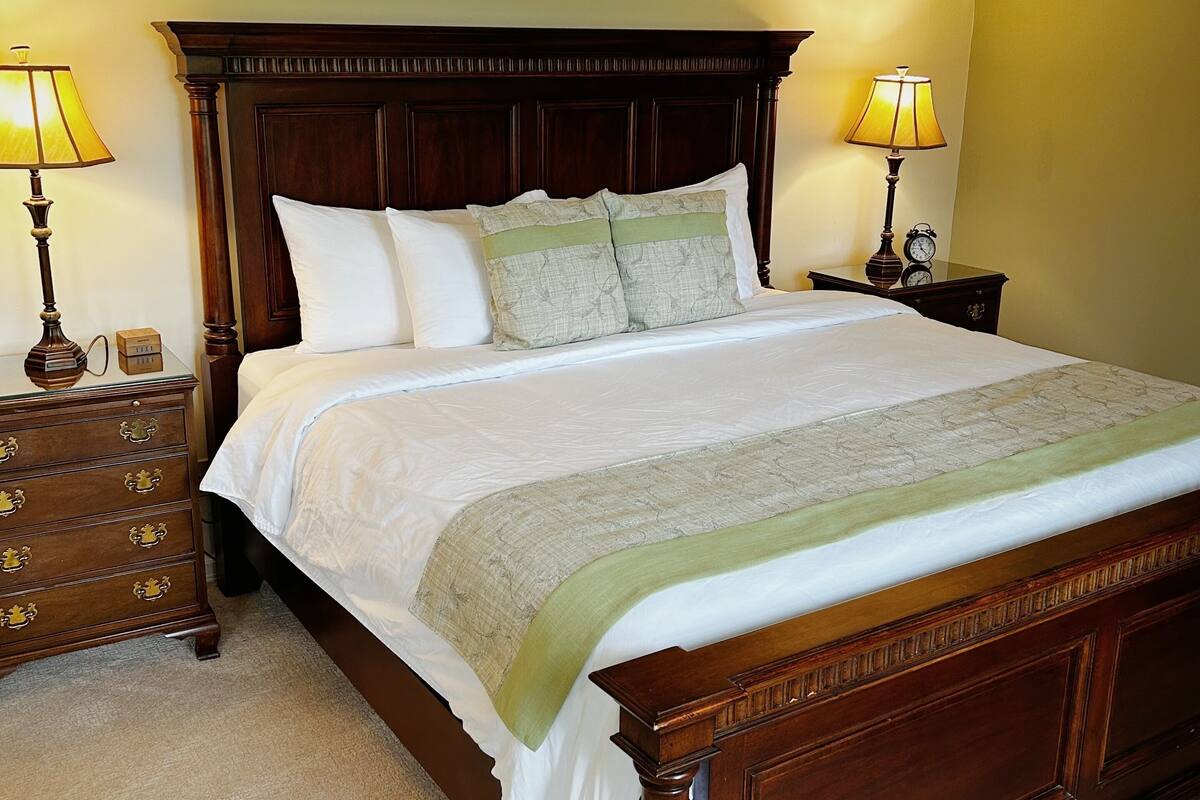 Deluxe Room, Patio, River View