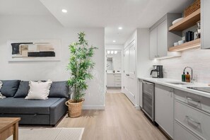 Smart TV, fireplace, offices