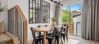 La Maison | Pvt Hot Tub | Kensington | 2500 sqft