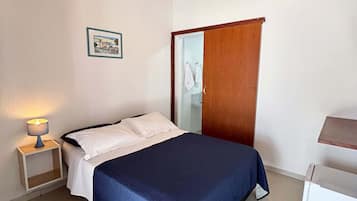 Standard Twin Room, 1 Double Bed, Lanai | Free WiFi
