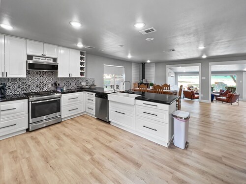 Lakefront Retreat with Two Homes!