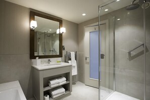 Bathroom - Portmarnock Hotel And Golf Links (Portmarnock)