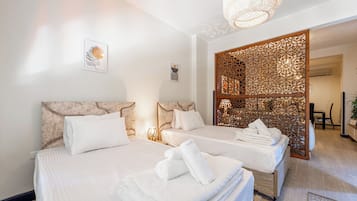 1 habitación, tabla de planchar con plancha, wifi gratis y ropa de cama