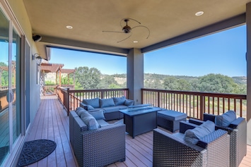 Pilot Hill Vacation Rental | 4BR | 3BA | Step-Free Entry via Ramp | 2,923 Sq Ft
