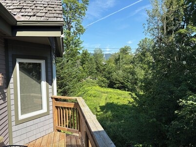 Jay Peak 2BR/2BA Ski-in/Ski-Out V341