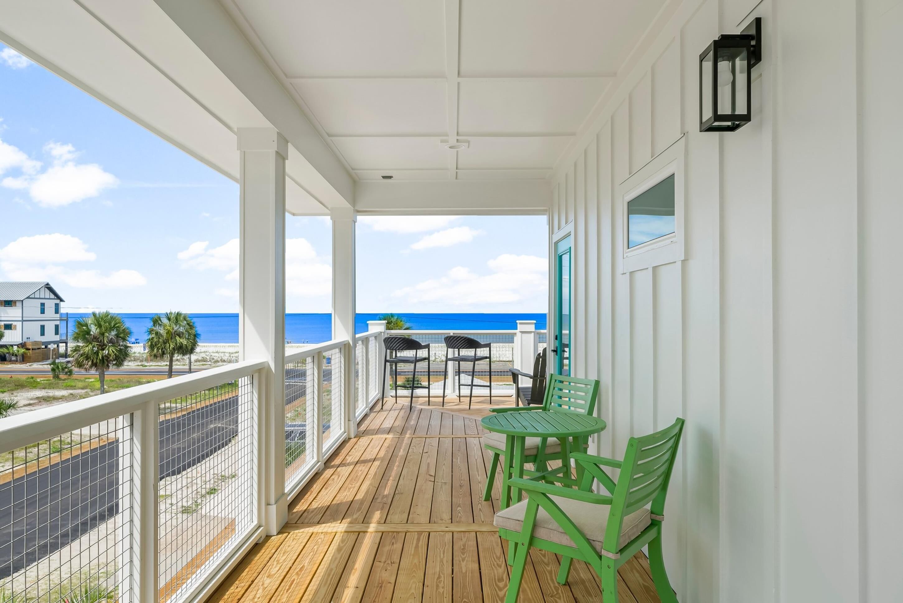 บ้านพัก, วิวชายหาด | ระเบียง