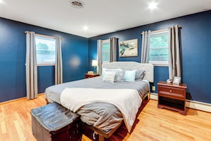 3 chambres, lit de bébé portatif, accès à Internet, literie fournie
