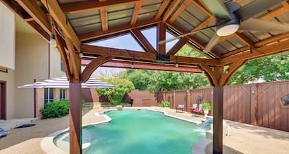 7 Mi to Lewisville Lake: Spacious Denton Home