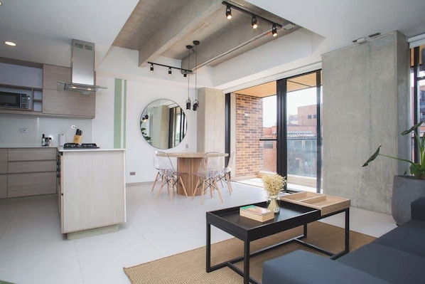 Apartment, Multiple Beds, Balcony, City View (Ekkos 902) | Living area