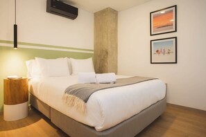 Apartment, Multiple Beds, Balcony, City View (Ekkos 902)