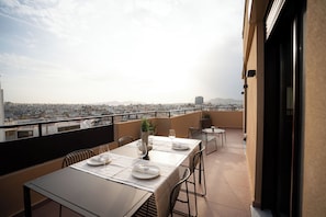 Luxury Duplex, City View | Terrace/patio