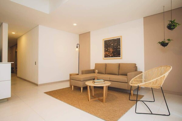 Apartment, Multiple Beds, Balcony, City View (Ekkos 301) | Living area