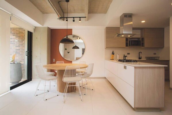 Apartment, Multiple Beds, Balcony, City View (Ekkos 301) | Private kitchen | Coffee/tea maker