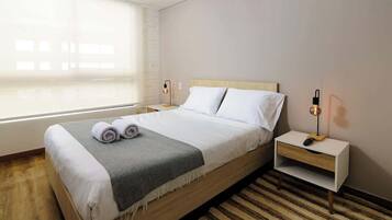 Apartamento, 1 cama de matrimonio, balcón, vistas a la ciudad (GO 1703) | 1 dormitorio, decoración individual, mobiliario individual