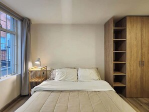 Apartment, Multiple Beds, City View (Ghost) | 3 bedrooms, individually decorated, individually furnished, bed sheets