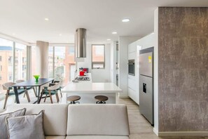 Apartment, Mehrere Betten, Balkon, Stadtblick (Balcones 501) | Eigene Küche | Wasserkocher mit Kaffee-/Teezubehör