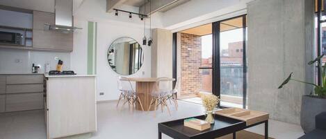 Apartment, Mehrere Betten, Balkon, Stadtblick (Ekkos 802) | Wohnbereich