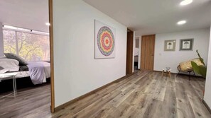 Apartment, Multiple Beds, Balcony, City View (9211 202) | 2 bedrooms, individually decorated, individually furnished, bed sheets - Bright 2BR in Parque de la 93 (Bogotá)