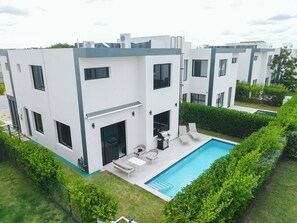 Exterior - Stylish 3BR Villa by Vistacana Rentals (Punta Cana)