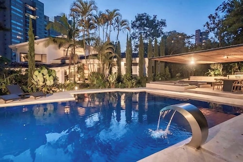 Amazing 6BR Oasis in Poblado MDE