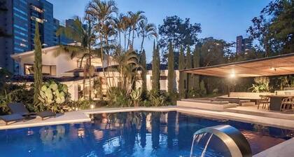 Amazing 6BR Oasis in Poblado MDE