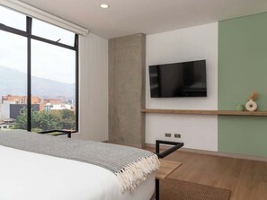 Apartment, Multiple Beds, Balcony, City View (Ekkos 701) | 3 bedrooms, individually decorated, individually furnished, bed sheets