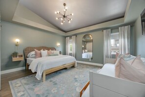 4 chambres, fer et planche à repasser, Wi-Fi gratuit, draps fournis