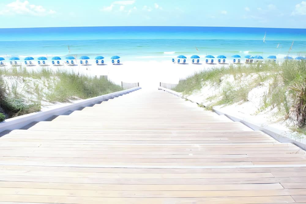Salty Rose Inn by Avantstay Inlet Beach Home w/ Porch, Firepit & Pool Access - Rosemary Beach, FL