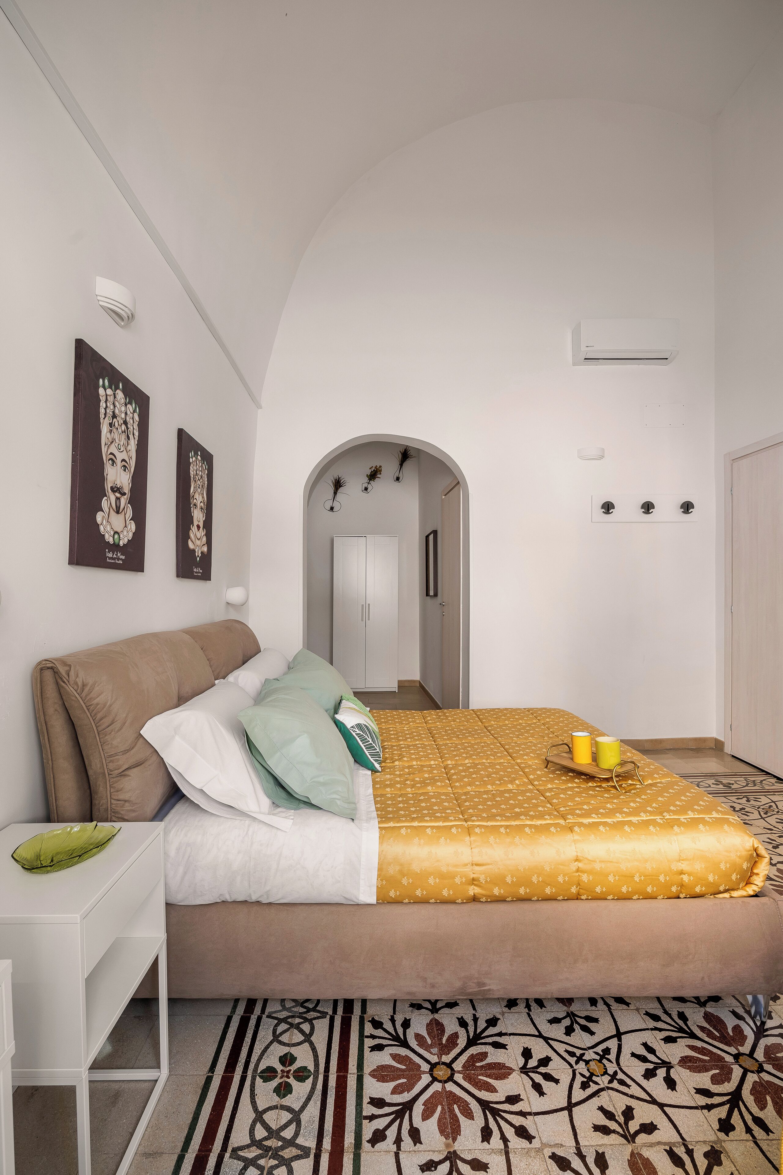 2 bedrooms, WiFi (free), bed sheets