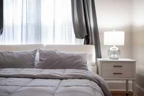 3 bedrooms, desk, iron/ironing board, free WiFi