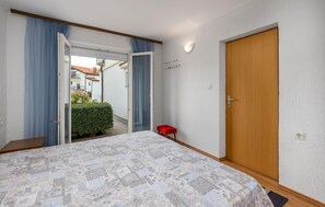 1 chambre, Wi-Fi gratuit, draps fournis