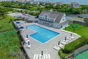 Pool - Mucky Duck + Soundfront + Duck NC + Sanderlin Community with Pool (Kitty Hawk)