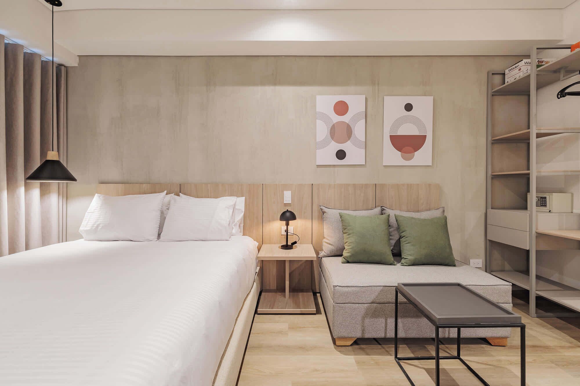 1 Schlafzimmer, Schreibtisch, WLAN, Bettwäsche