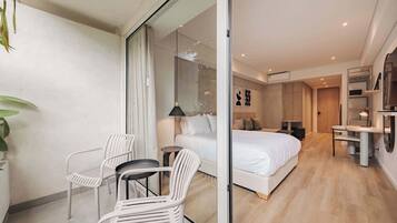 1 habitación, escritorio, wifi y ropa de cama