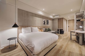 1 habitación, escritorio, wifi y ropa de cama