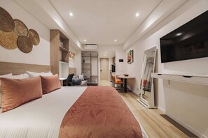 1 quarto, escrivaninha, Wi-Fi, roupa de cama