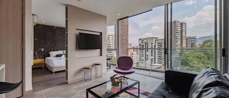 Televisión y oficina