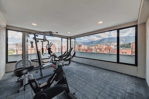 Fitness facility - Quadrato | Laureles Studio, w/AC, Balcony, WIFI (Medellín)