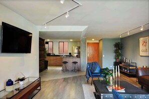 TV, offices