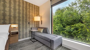 Desk, laptop workspace, free cribs/infant beds, free WiFi