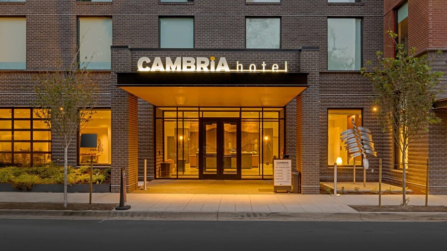 Cambria Hotel Portland - Pearl District