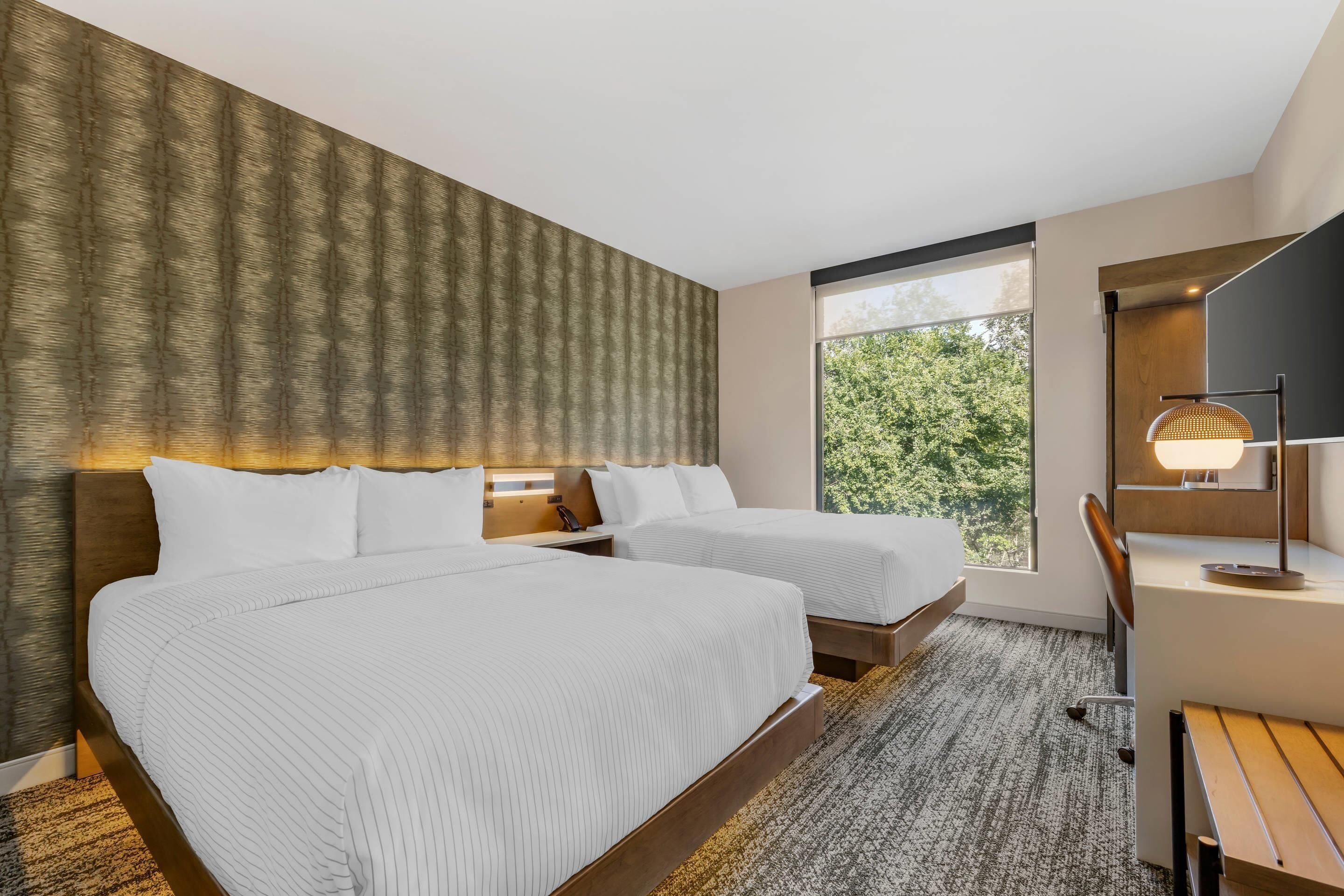 Desk, laptop workspace, free cots/infant beds, free WiFi