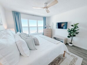 4 bedrooms, desk, iron/ironing board, free WiFi