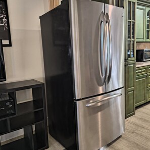 Microwave, oven, stovetop