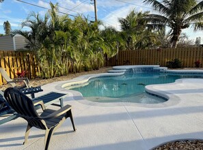 Piscine extérieure, piscine chauffée